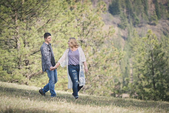 Orofino Idaho Couples Photographer